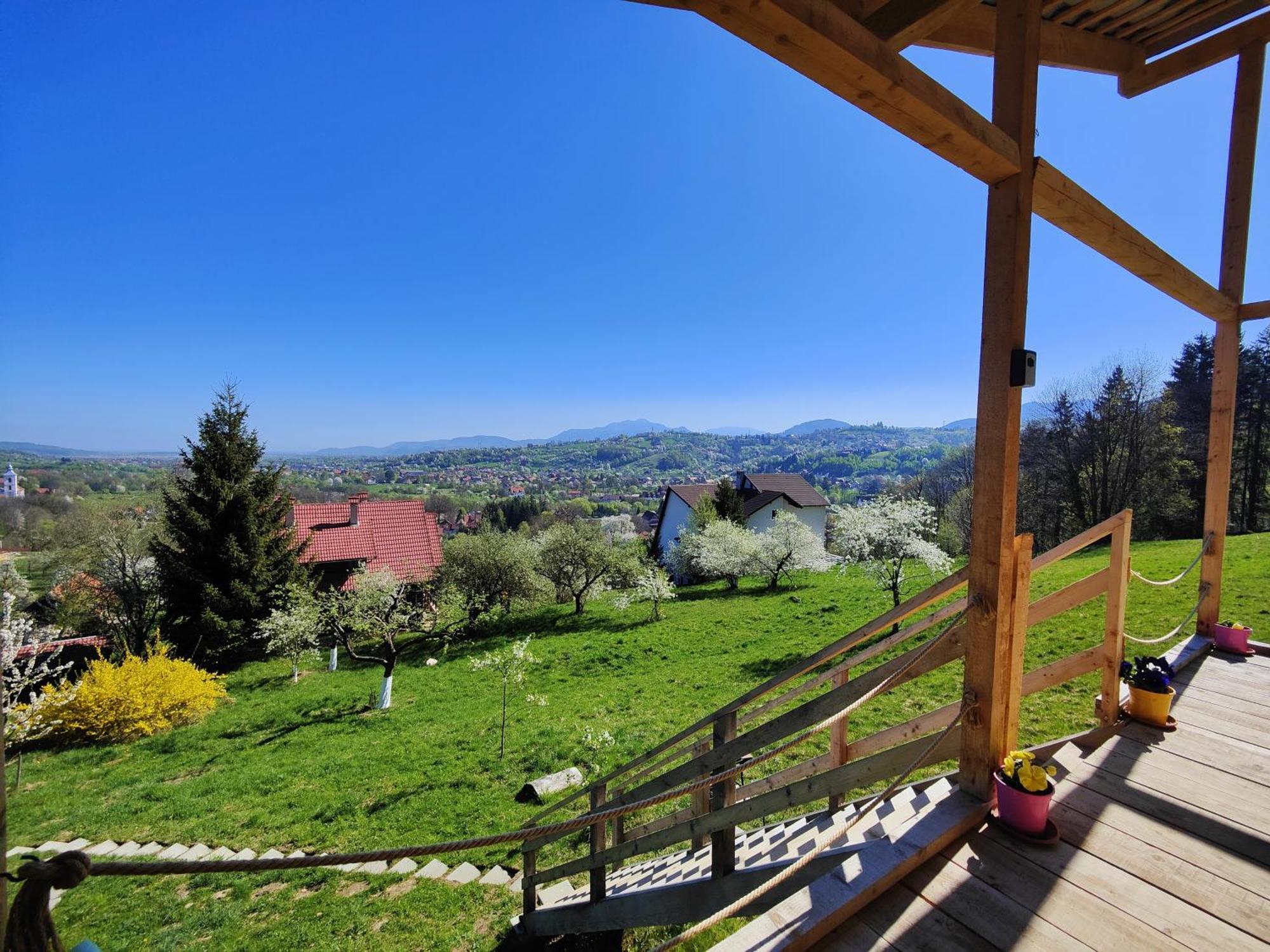 Rainbow Chalet Bran  Luaran gambar