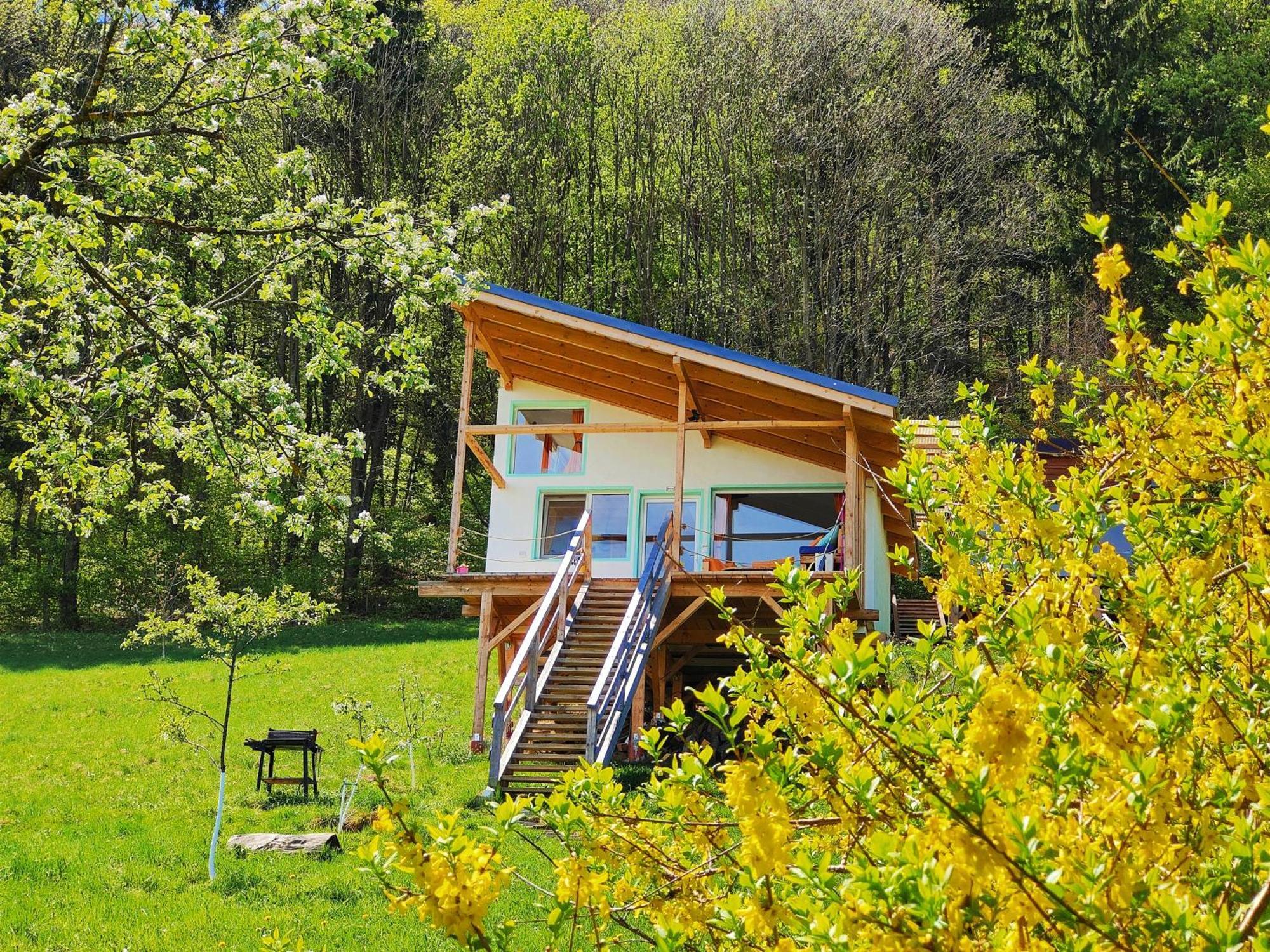 Rainbow Chalet Bran  Luaran gambar